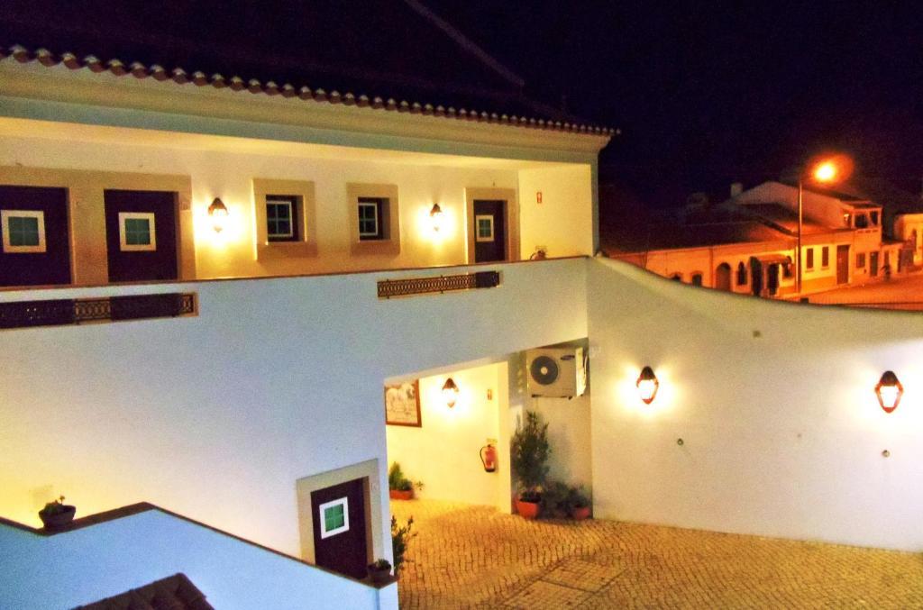 Casa Do Largo - Golega - Turismo De Habitacao Hotel Екстериор снимка