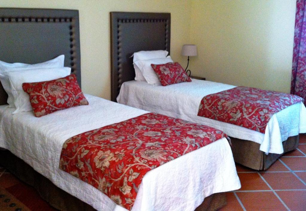Casa Do Largo - Golega - Turismo De Habitacao Hotel Стая снимка
