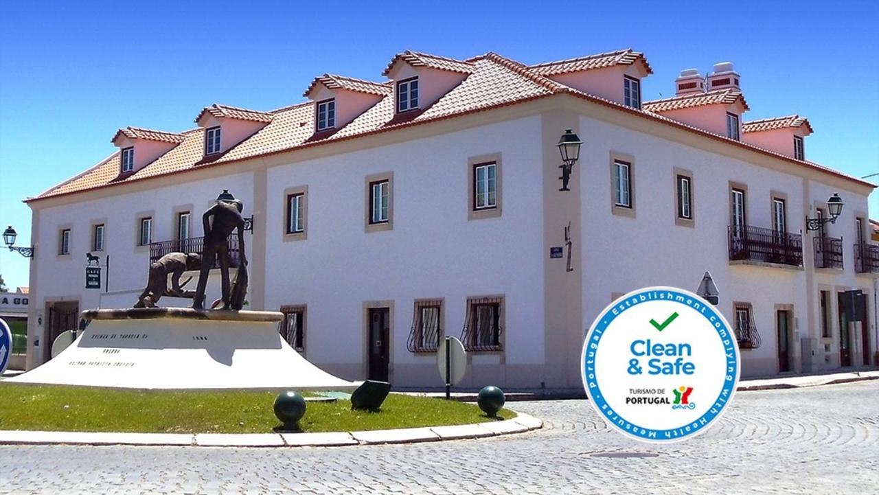 Casa Do Largo - Golega - Turismo De Habitacao Hotel Екстериор снимка